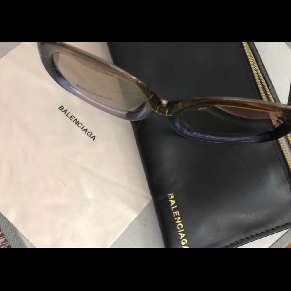 AUTHENTIC BALENCIAGA GLASSES